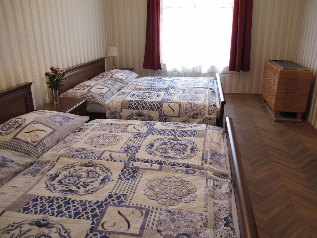 Apartments Near Lesser Town Praga Exterior foto